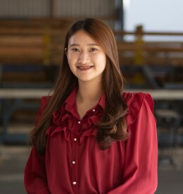 Chloe Toniza - Administration